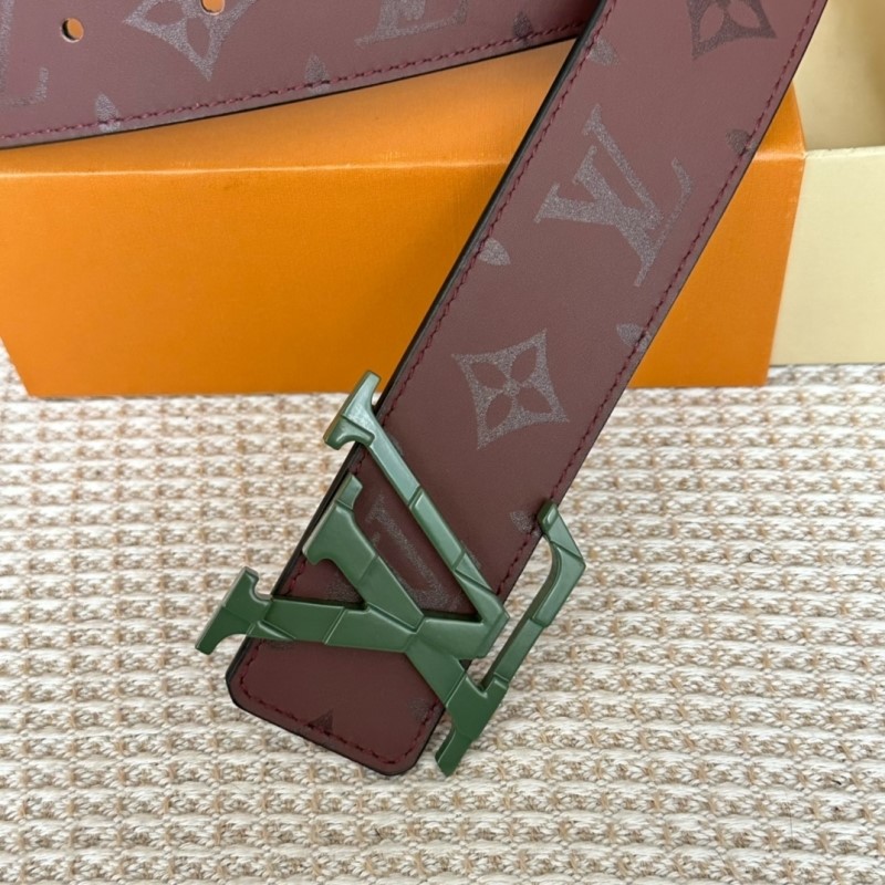 l0vis Vvtt0n belts
